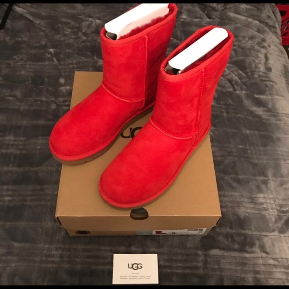 Uggs - Picture 4 of 8